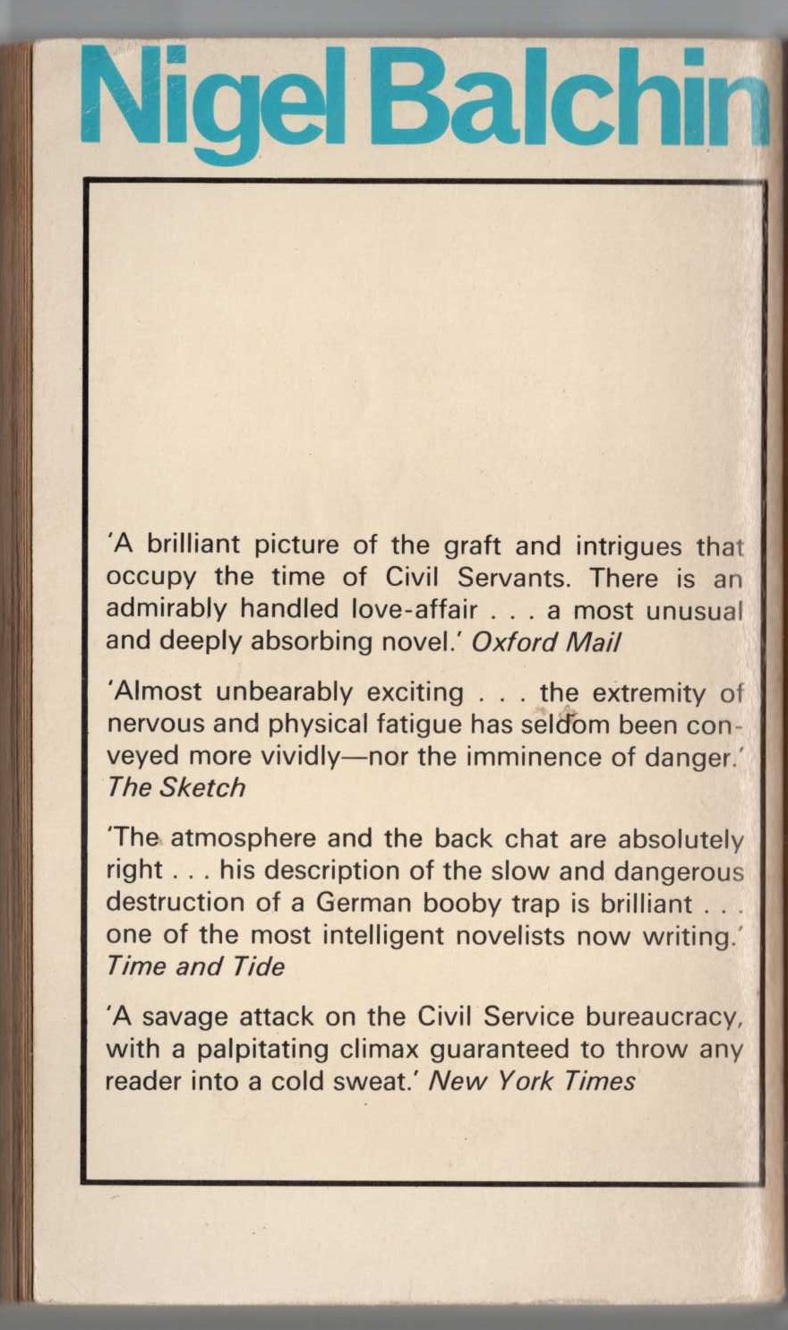 Nigel Balchin  THE SMALL BACK ROOM magnified rear book cover image