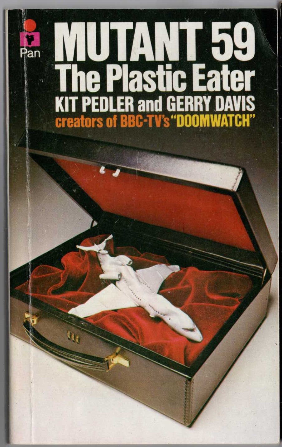 MUTNT 59. The Plastic Eater front book cover image