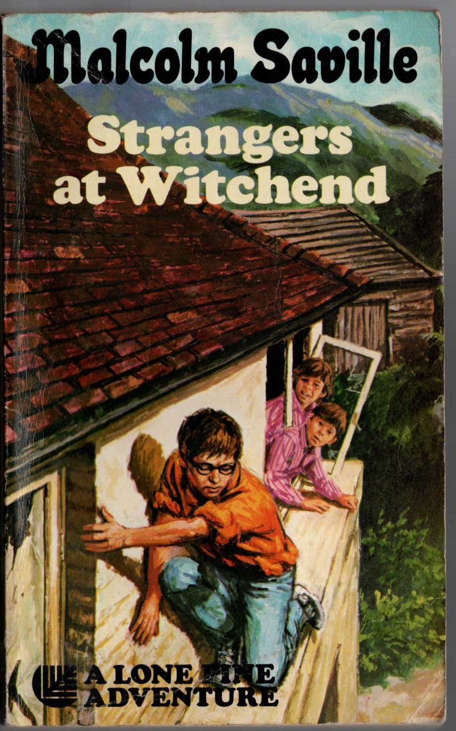 Malcolm Saville  STRANGERS AT WITHCEND front book cover image