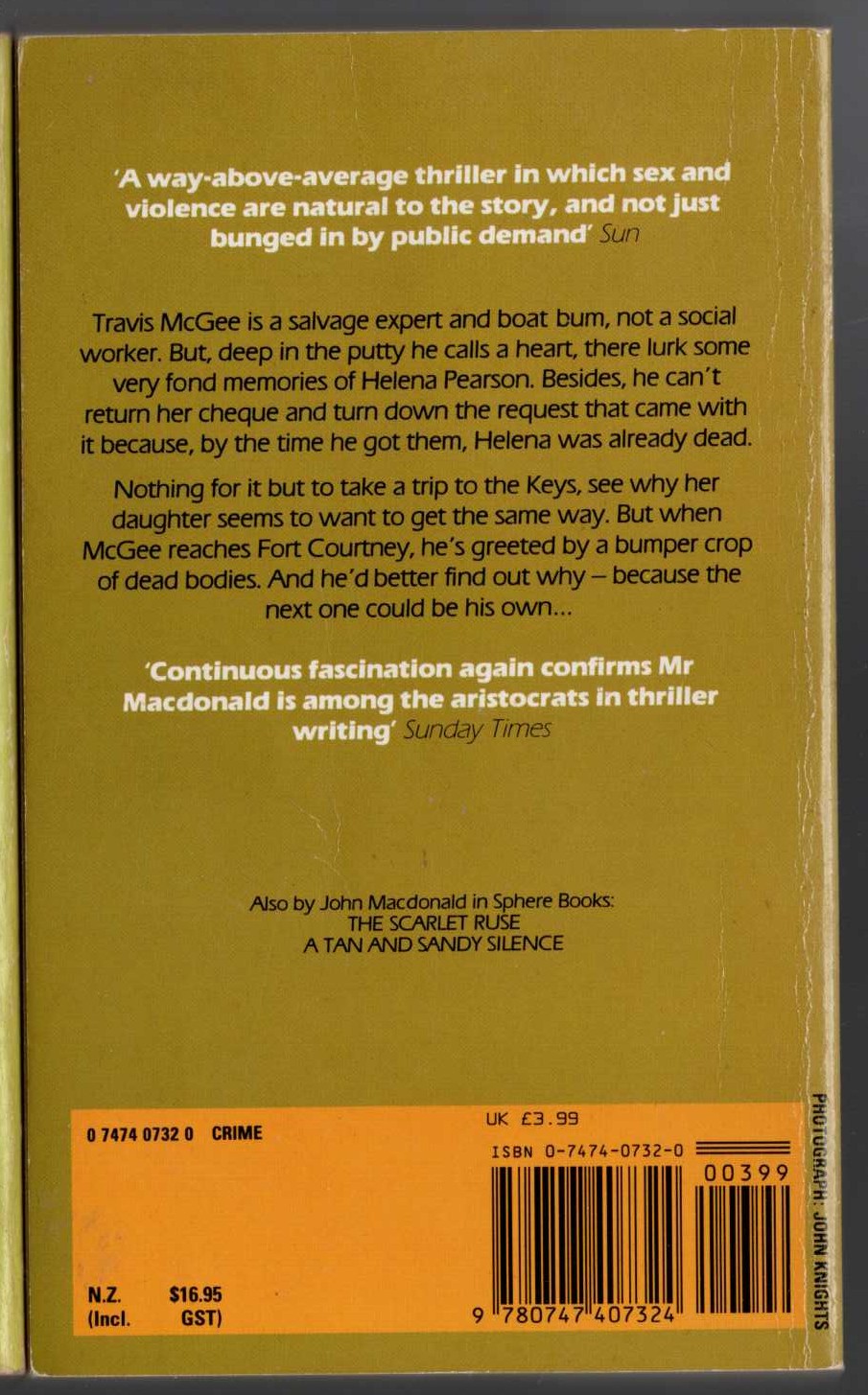 John D. MacDonald  THE GIRL IN THE PLAIN BROWN WRAPPER magnified rear book cover image