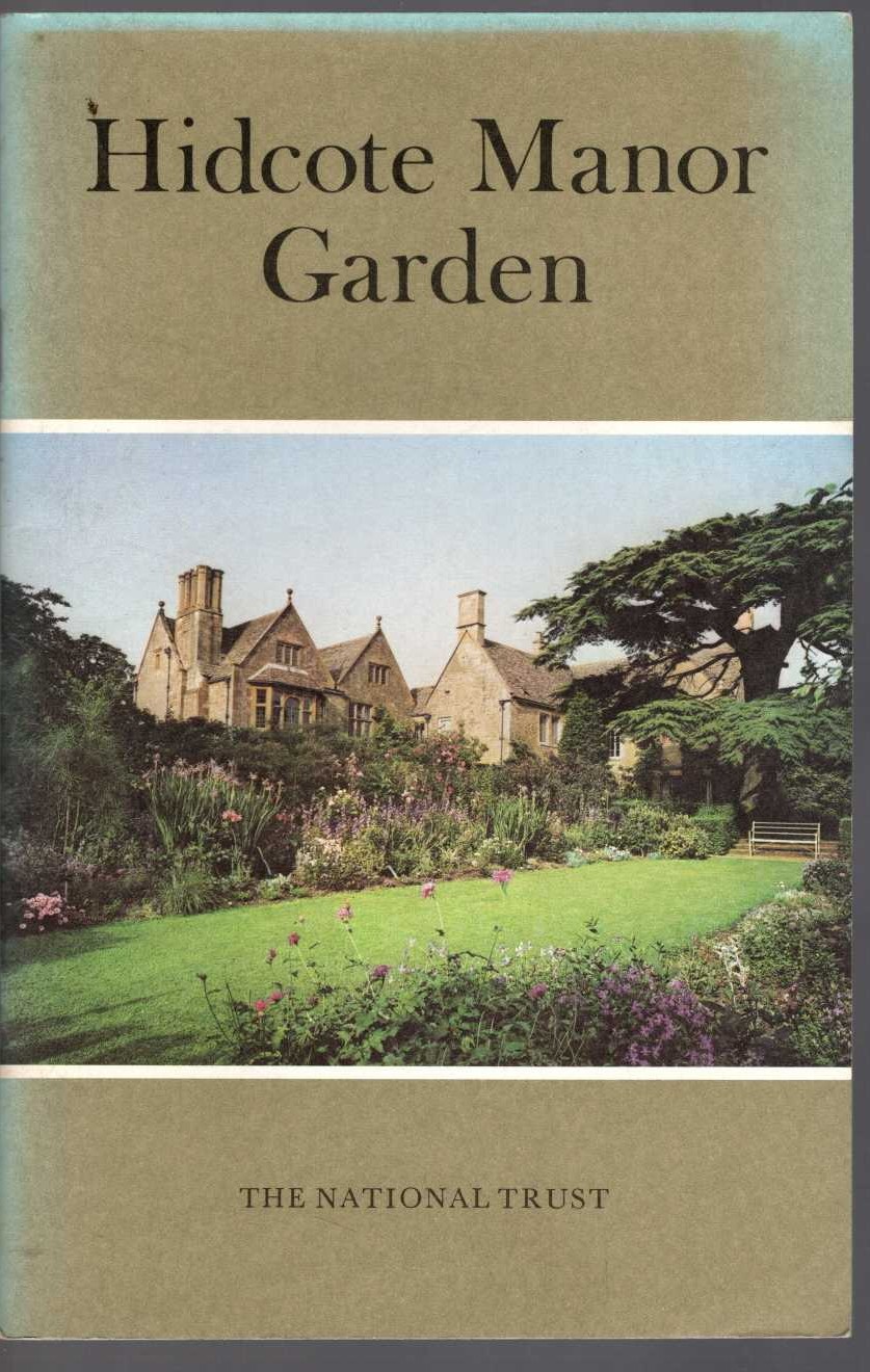 \ HIDCOTE MANOR GARDEN by The National Trust front book cover image
