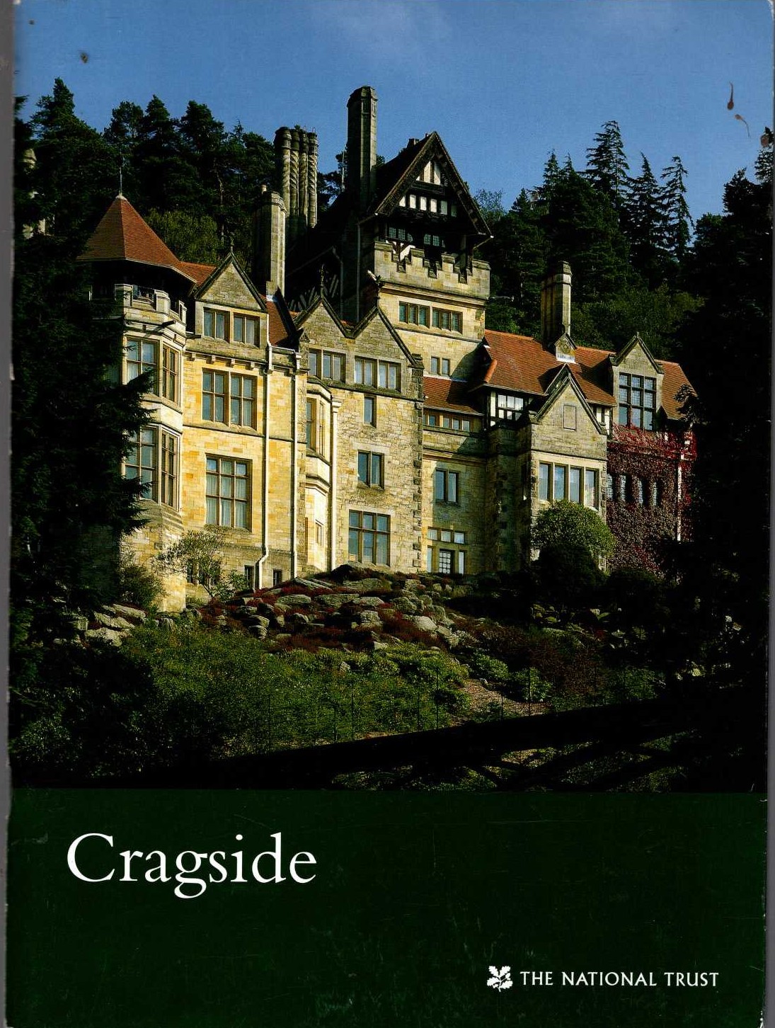 \ CRAGSIDE by The National Trust front book cover image