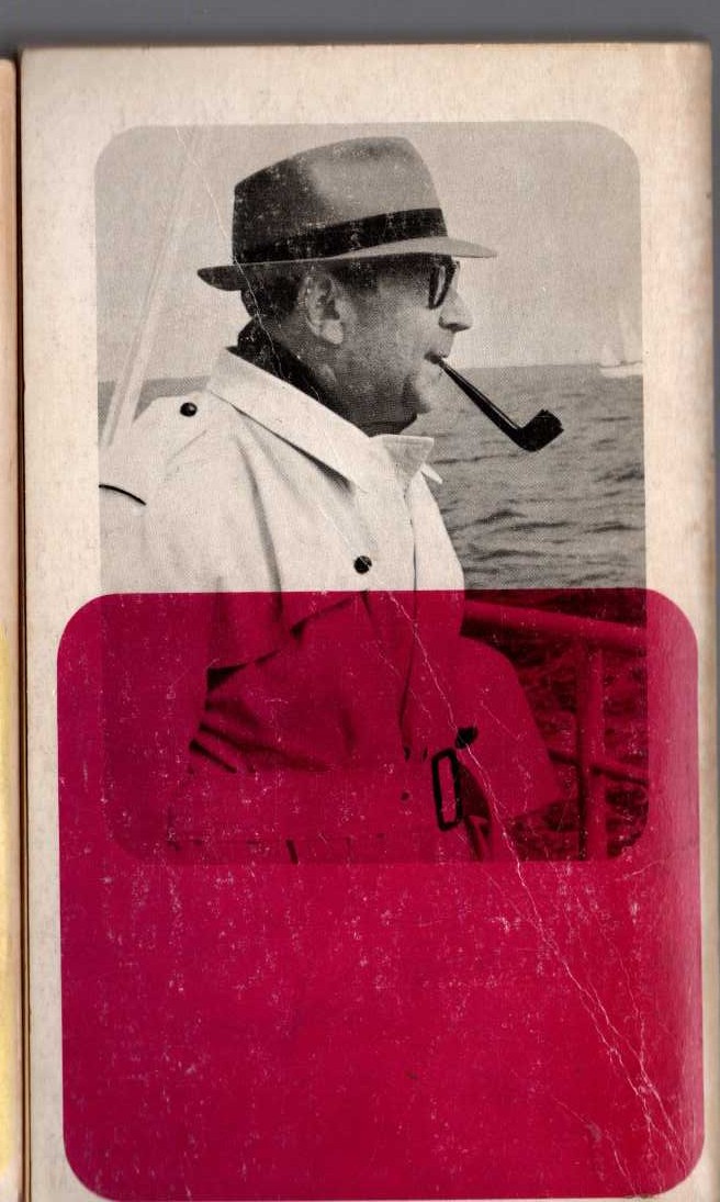 Georges Simenon  LA PREMIERE ENQUETE DE MAIGRET magnified rear book cover image