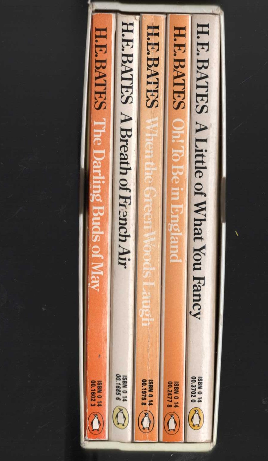 H.E. Bates  Boxed set: THE LARKINS: A BREATH OF FRENCH AIR/ WHEN THE GREEN WOODS LAUGH/ A LITTLE OF WHAT YOU FANCY/ THE DARLING BUDS OF MAY/ OH! TO BE IN ENGLAND magnified rear book cover image
