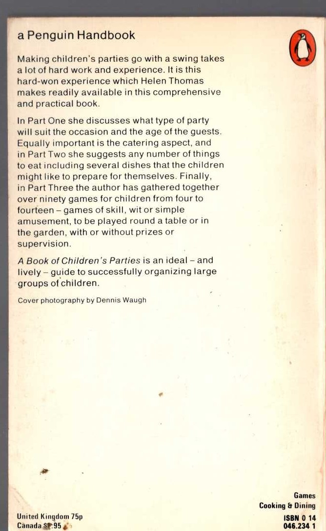 Helen Thomas  A BOOK OF CHILDREN'S PARTIES magnified rear book cover image