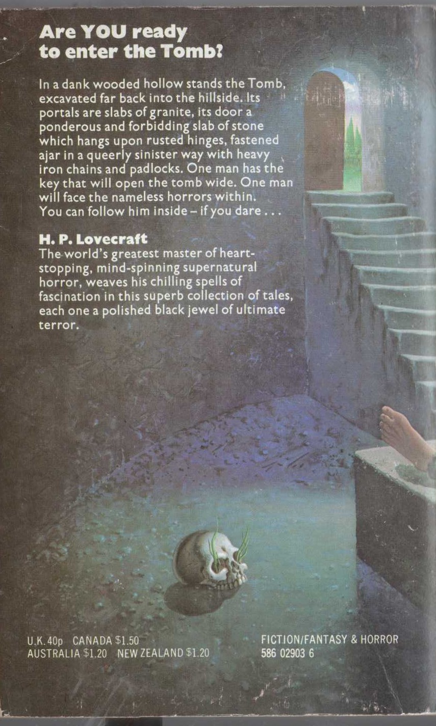 H.P. Lovecraft  THE TOMB and other tales magnified rear book cover image