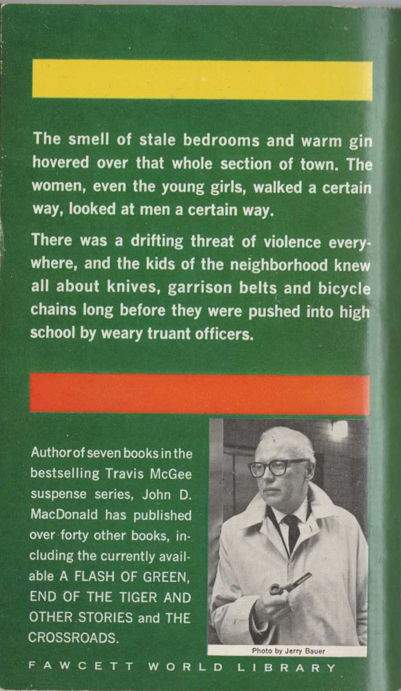 John D. MacDonald  THE NEON JUNGLE magnified rear book cover image