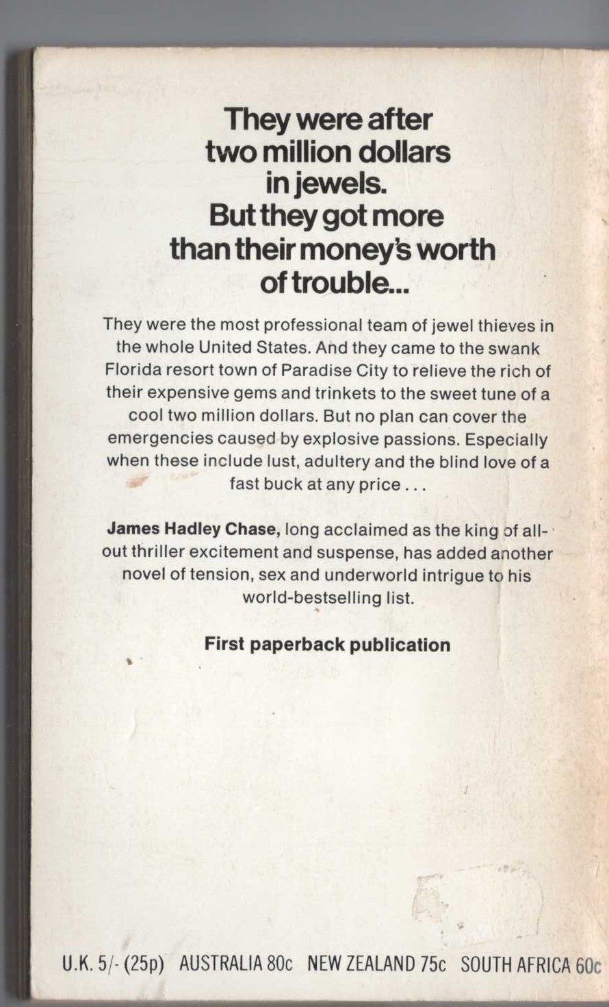 James Hadley Chase  AN EAR TO THE GROUND magnified rear book cover image