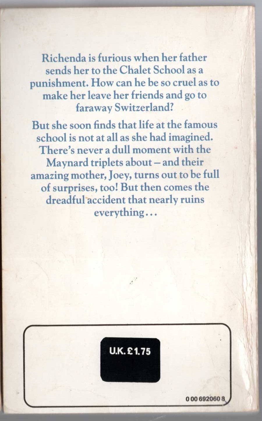 Elinor M. Brent-Dyer  THE CHALET SCHOOL AND RICHENDA magnified rear book cover image