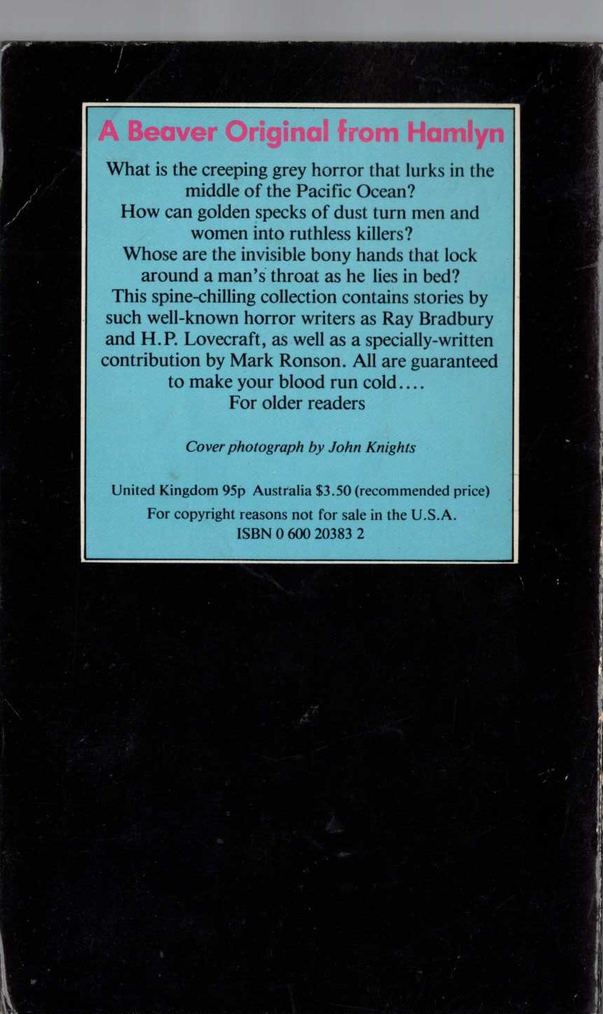 Mark Ronson (edits) THE BEAVER BOOK OF HORROR STORIES magnified rear book cover image