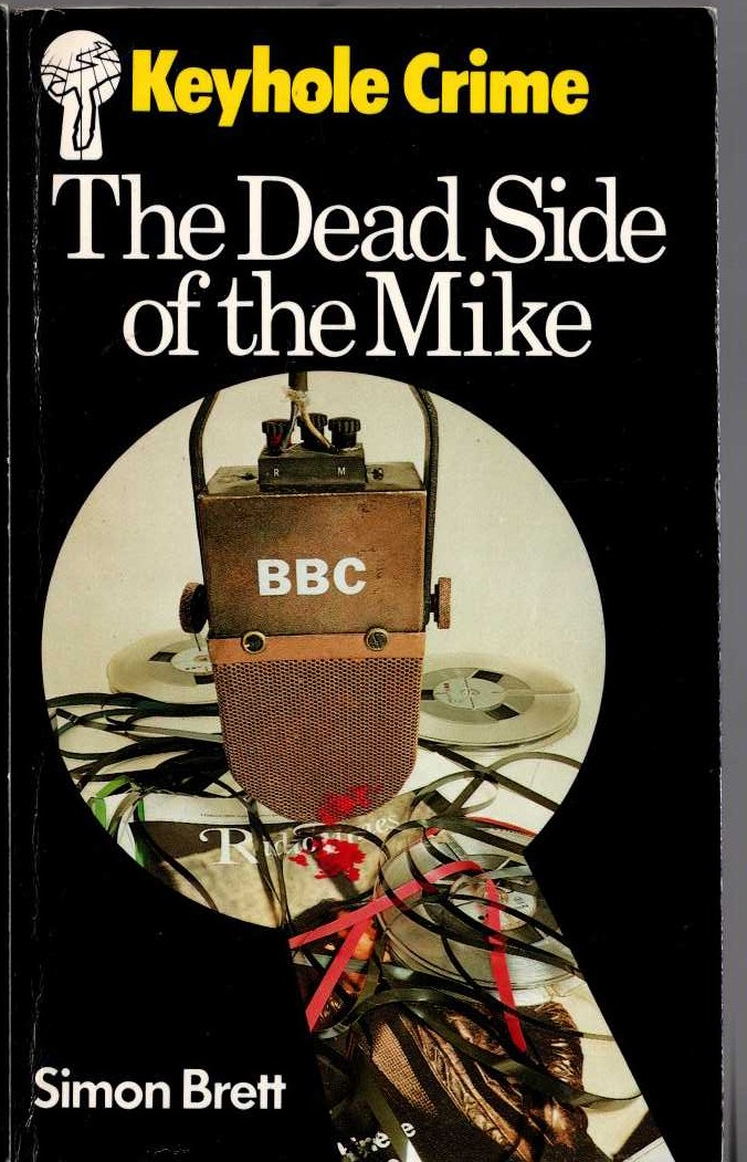 Simon Brett  THE DEAD SIDE OF THE MIKE front book cover image