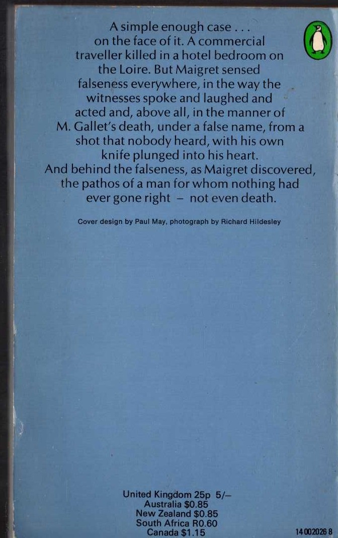 Georges Simenon  MAIGRET STONEWALLED magnified rear book cover image