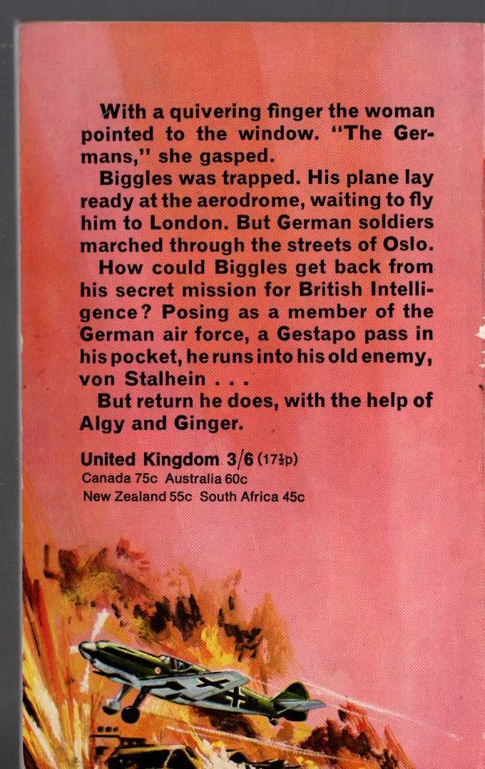 Bernard Cornwell  SHARPE'S SIEGE magnified rear book cover image