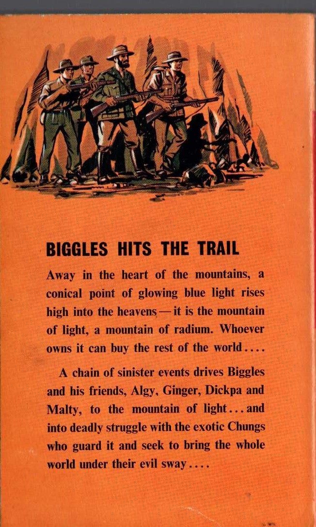 Captain W.E. Johns  BIGGLES HITS THE TRAIL magnified rear book cover image
