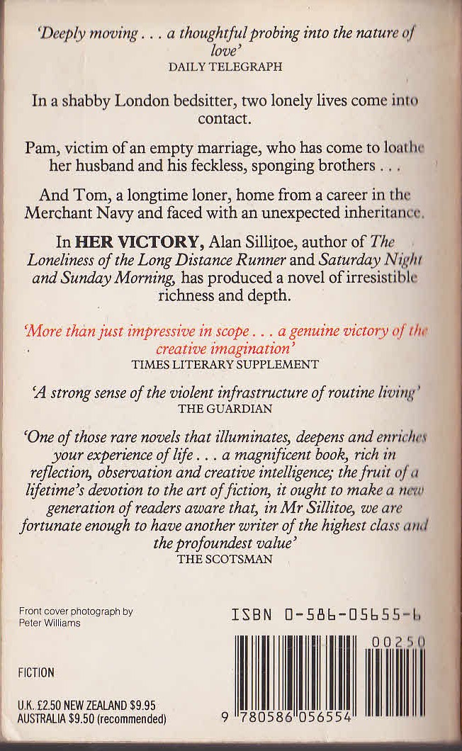 Alan Sillitoe  HER VICTORY magnified rear book cover image