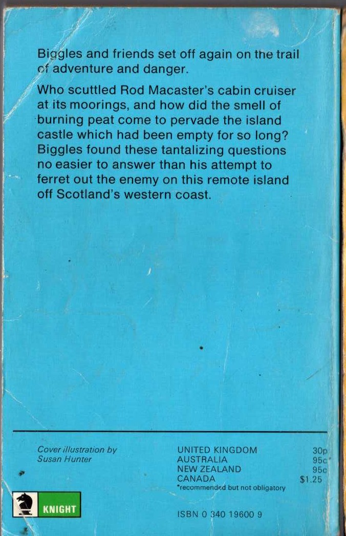 Captain W.E. Johns  BIGGLES TAKES IT ROUGH magnified rear book cover image