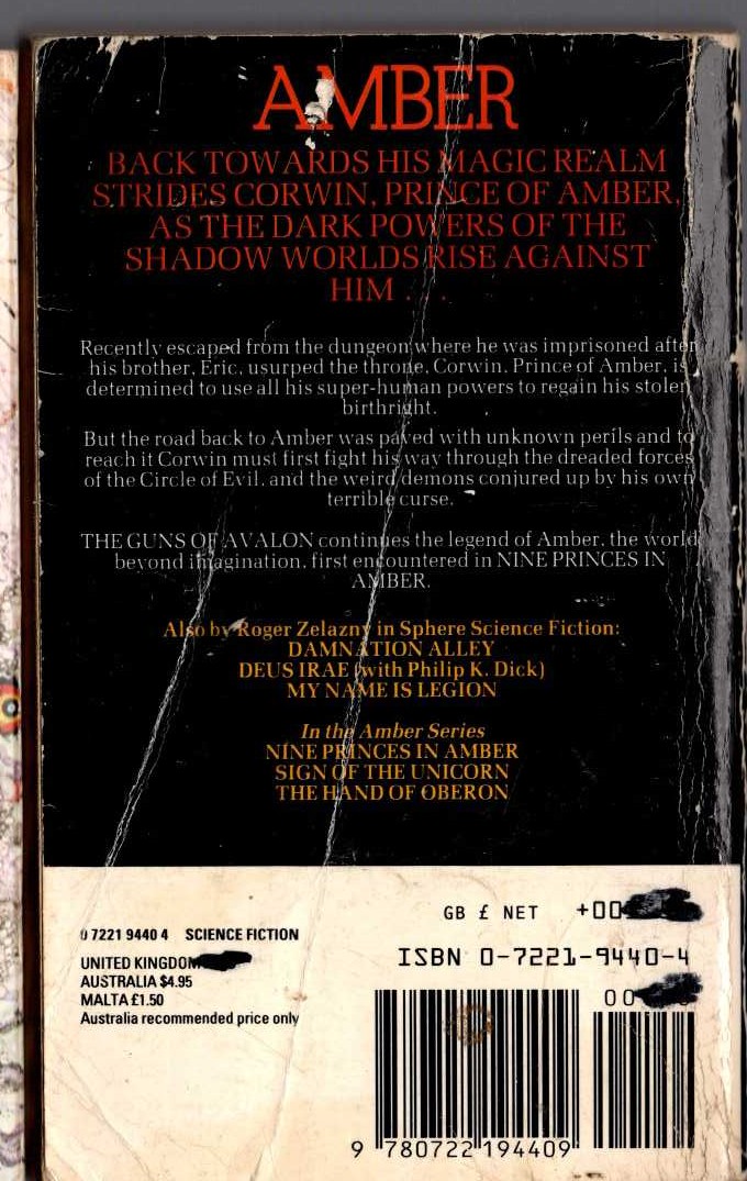 Roger Zelazny  THE GUNS OF AVALON magnified rear book cover image