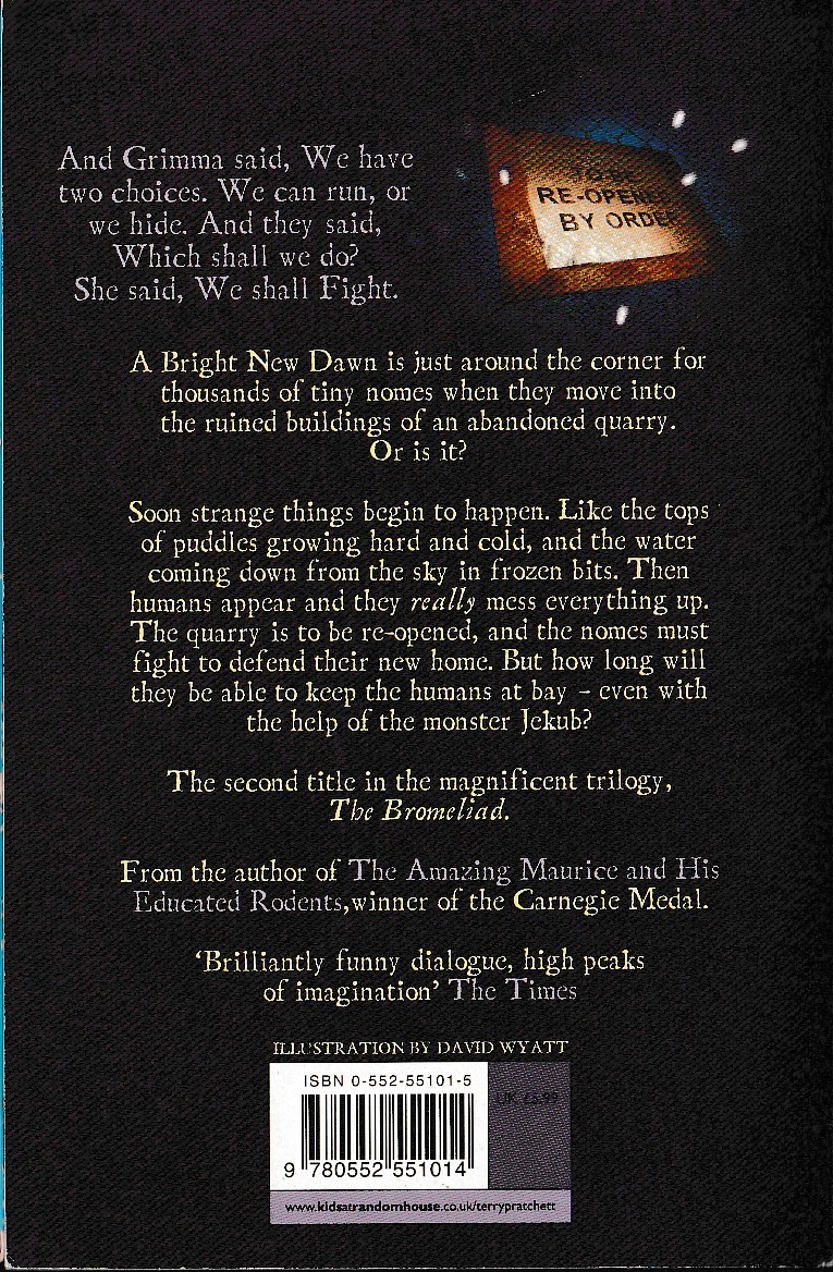 Terry Pratchett  DIGGERS magnified rear book cover image