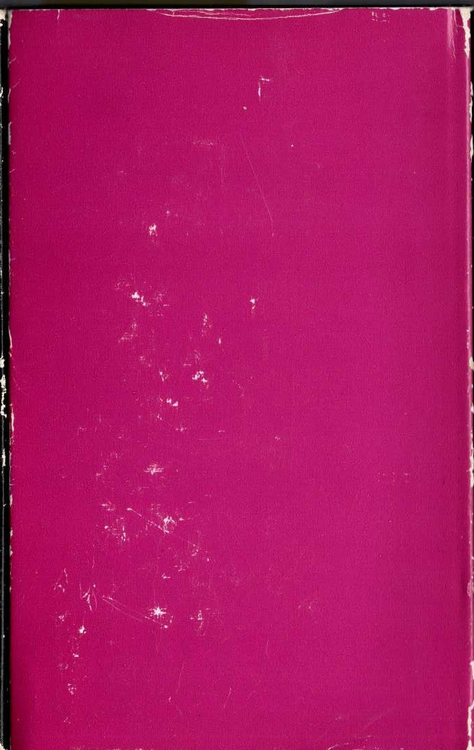 BERKSHIRE (Buildings of England) magnified rear book cover image