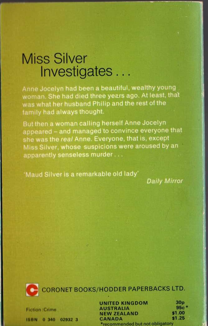 Patricia Wentworth  THE TRAVELLER RETURNS magnified rear book cover image