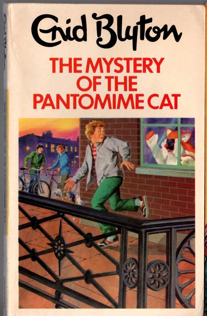 Enid Blyton  THE MYSTERY OF THE PANTOMIME CAT front book cover image