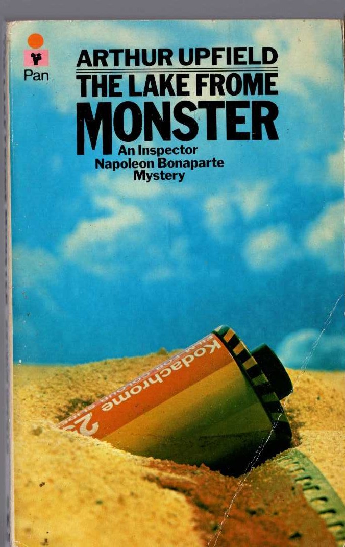 Brian_ Aldiss_writing_with_others
  DECADE THE 1940's  Pan 1975 front cover image