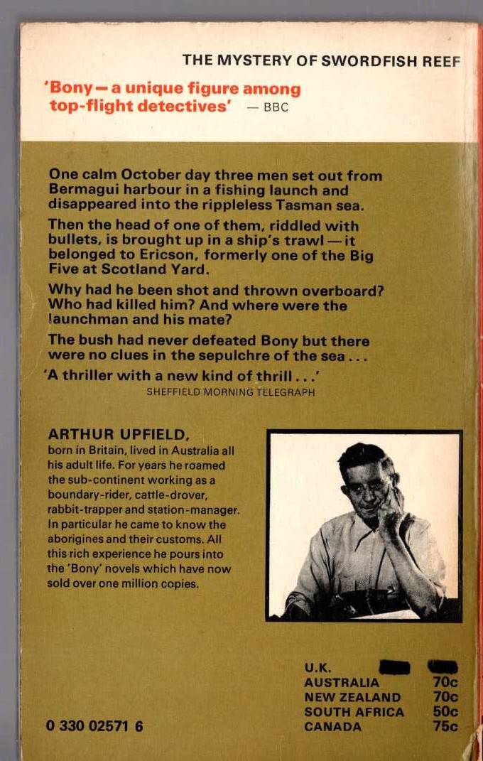 Arthur Upfield  THE MYSTERY OF SWORDFISH REEF magnified rear book cover image