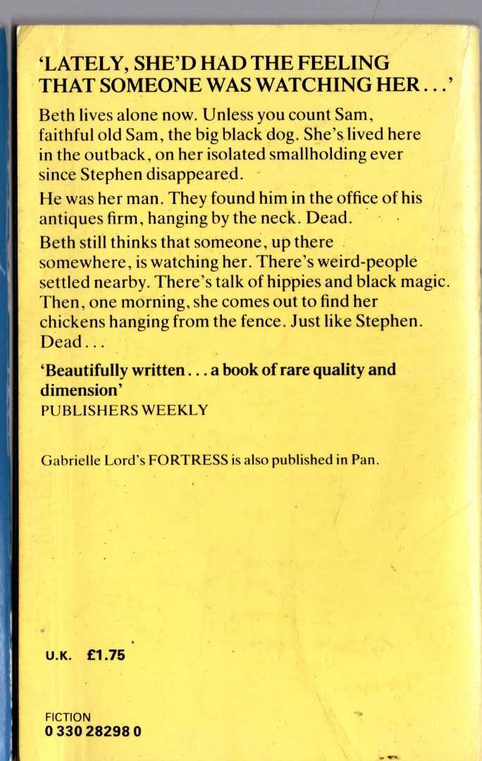 Gabrielle Lord  TOOTH AND CLAW magnified rear book cover image