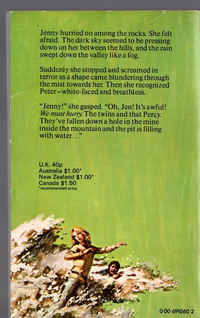 Malcolm Saville  LONE PINE FIVE magnified rear book cover image