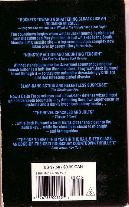 Stephen Hunter  THE DAY BEFORE MIDNIGHT magnified rear book cover image