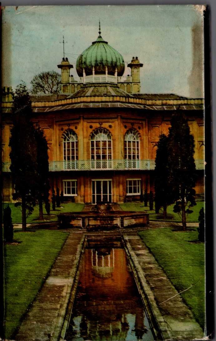 GLOUCESTERSHIRE: THE COTSWOLDS (Buildings of England) magnified rear book cover image