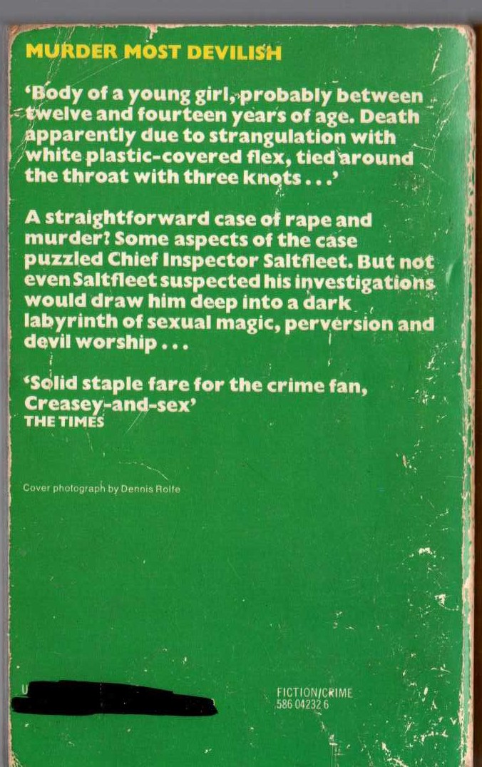 Colin Wilson  THE SCHOOLGIRL MURDER CASE magnified rear book cover image