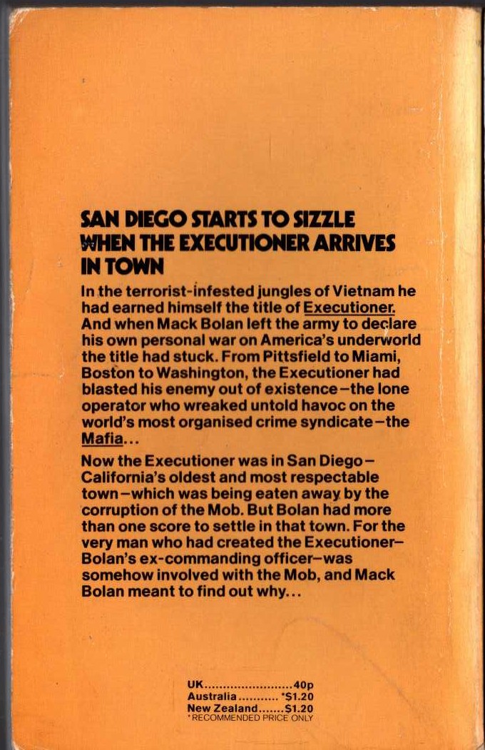 Don Pendleton  THE EXECUTIONER: SAN DIEGO SIEGE magnified rear book cover image