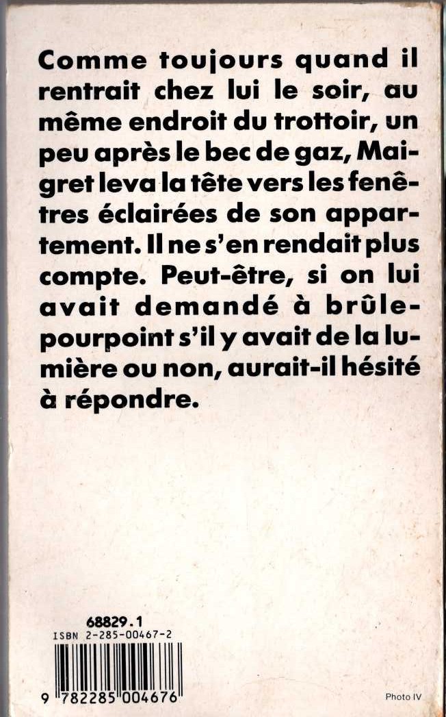 Georges Simenon  MAIGRET CHEZ LE MINISTRE magnified rear book cover image