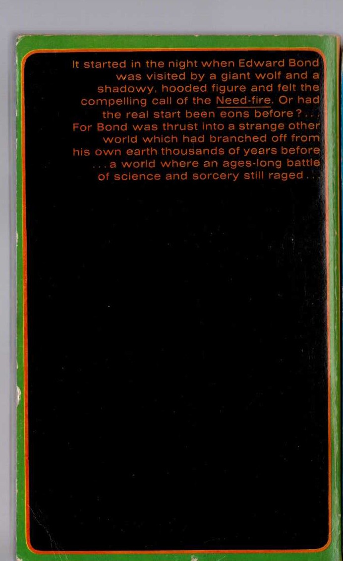 Henry Kuttner  THE DARK WORLD magnified rear book cover image