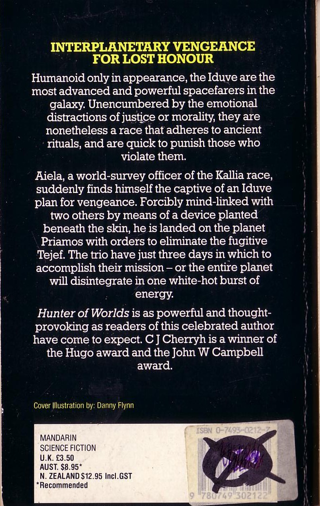 C.J. Cherryh  HUNTER OF WORLDS magnified rear book cover image