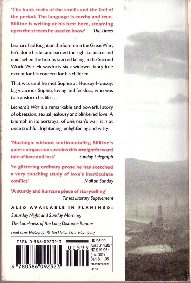 Alan Sillitoe  LEONARD'S WAR magnified rear book cover image