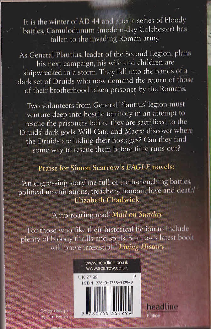Simon Scarrow  WHEN THE EAGLE HUNTS magnified rear book cover image