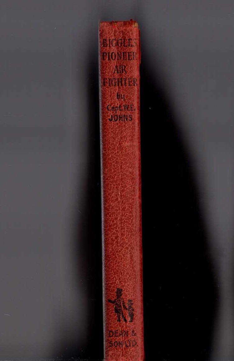 BIGGLES PIONEER AIR FIGHTER front book cover image