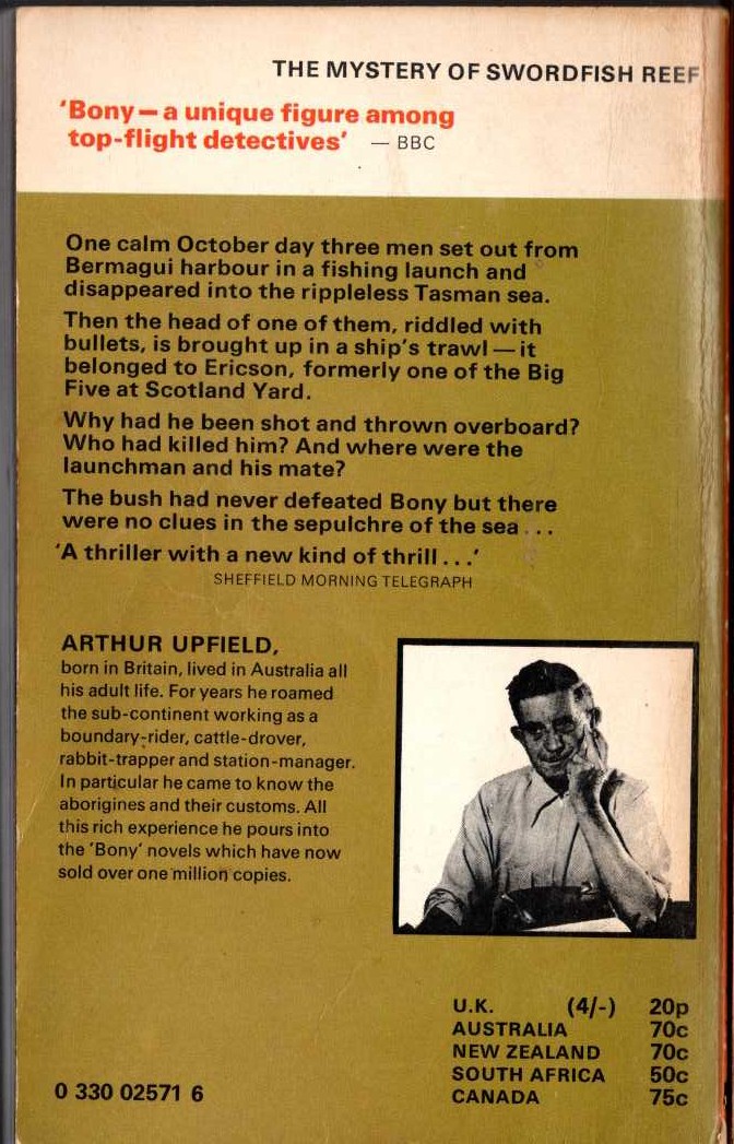 Arthur Upfield  THE MYSTERY OF SWORDFISH REEF magnified rear book cover image