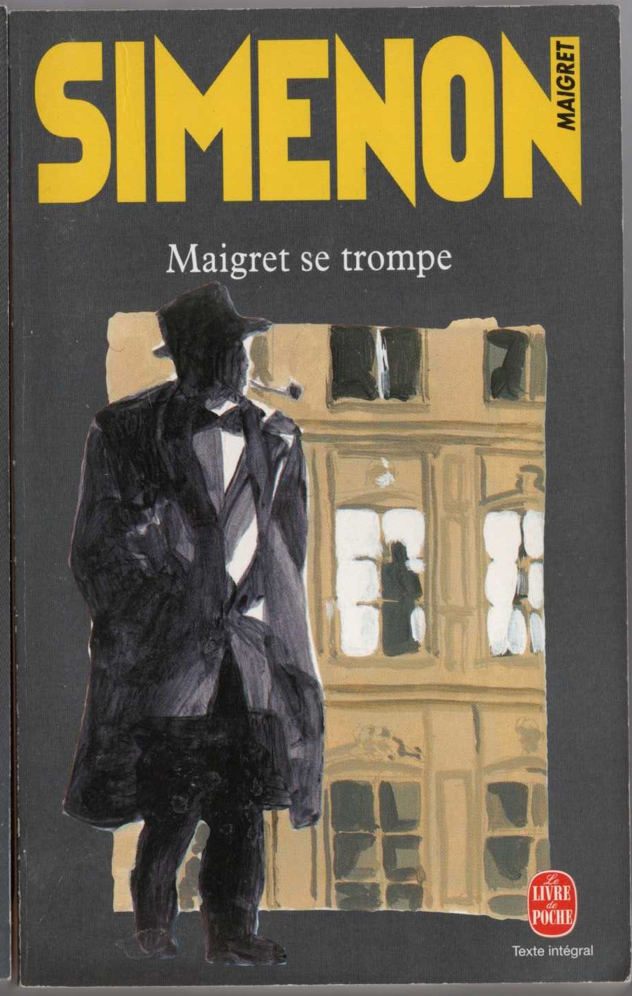 Georges Simenon  MAIGRET SE TROMPE front book cover image