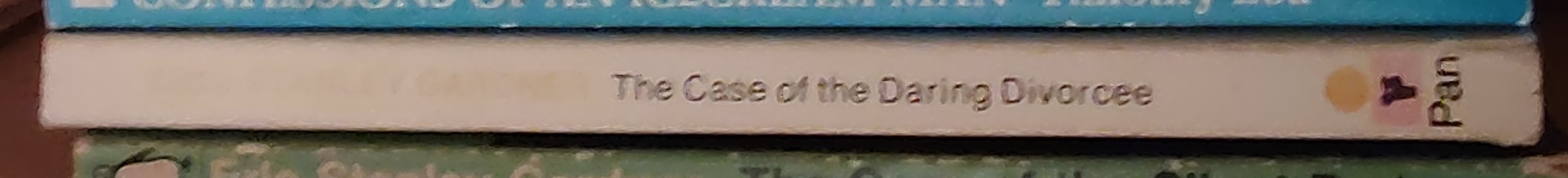 Erle Stanley Gardner  THE CASE OF THE DARING DIVORCEE spine of book image