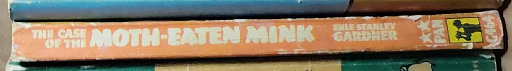 Erle Stanley Gardner  THE CASE OF THE MOTH-EATEN MINK spine of book image