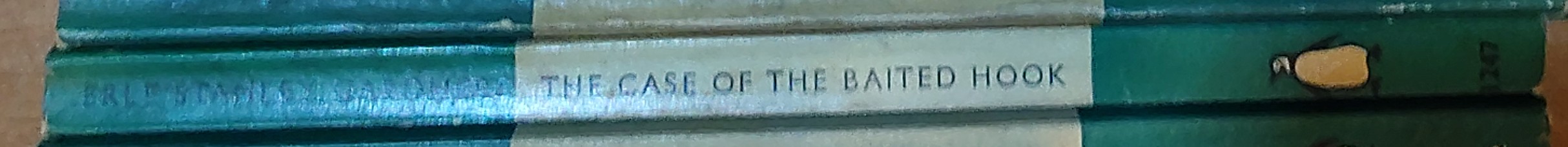 Erle Stanley Gardner  THE CASE OF THE BAITED HOOK spine of book image