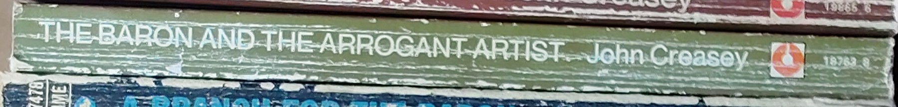 Anthony Morton  THE BARON AND THE ARROGANT ARTIST spine of book image