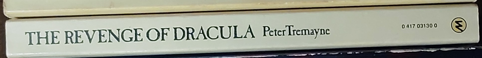 Peter Tremayne  THE REVENGE OF DRACULA spine of book image