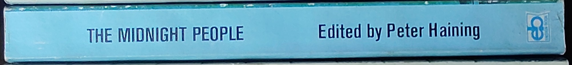 Peter Haining (edits) THE MIDNIGHT PEOPLE spine of book image