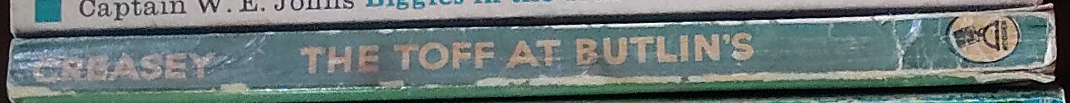 John Creasey  THE TOFF AT BUTLIN'S spine of book image