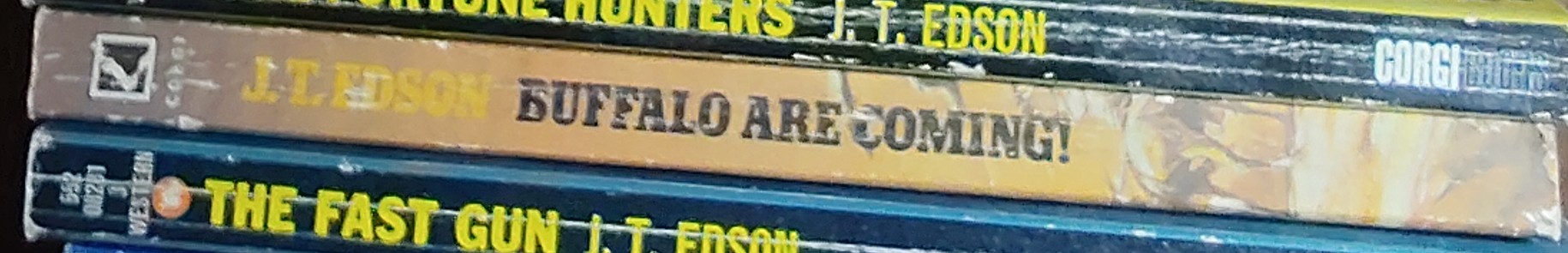 J.T. Edson  BUFFALO ARE COMING! spine of book image