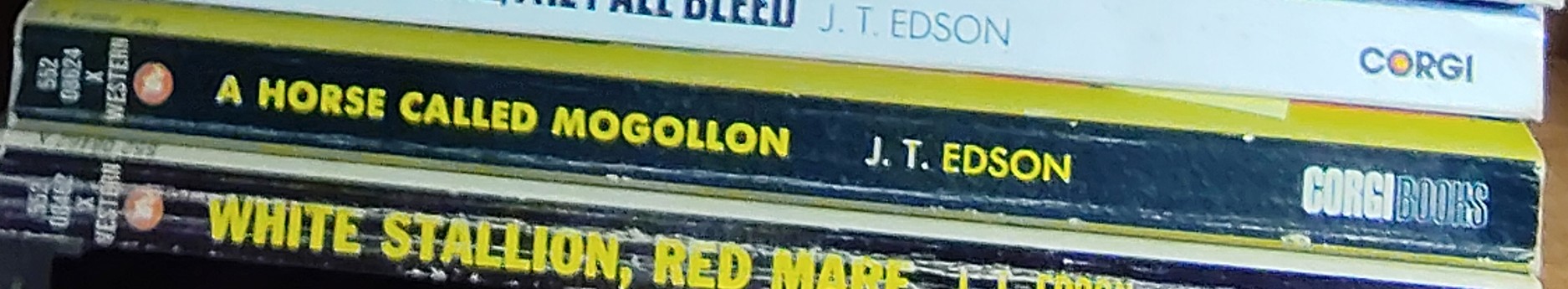 J.T. Edson  A HORSE CALLED MOGOLLON spine of book image
